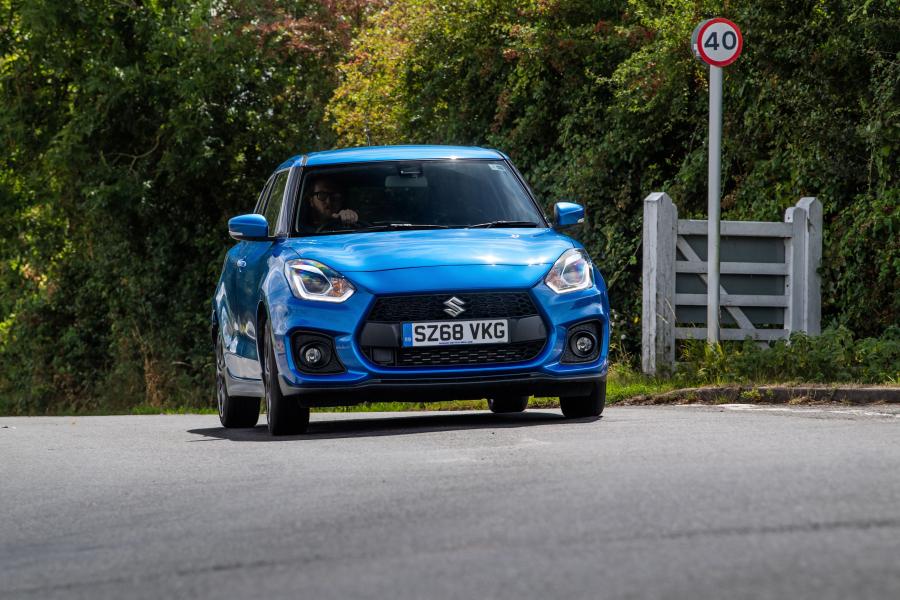  Suzuki Swift Sport 2018 года  (UK) (фото 37 из 40)